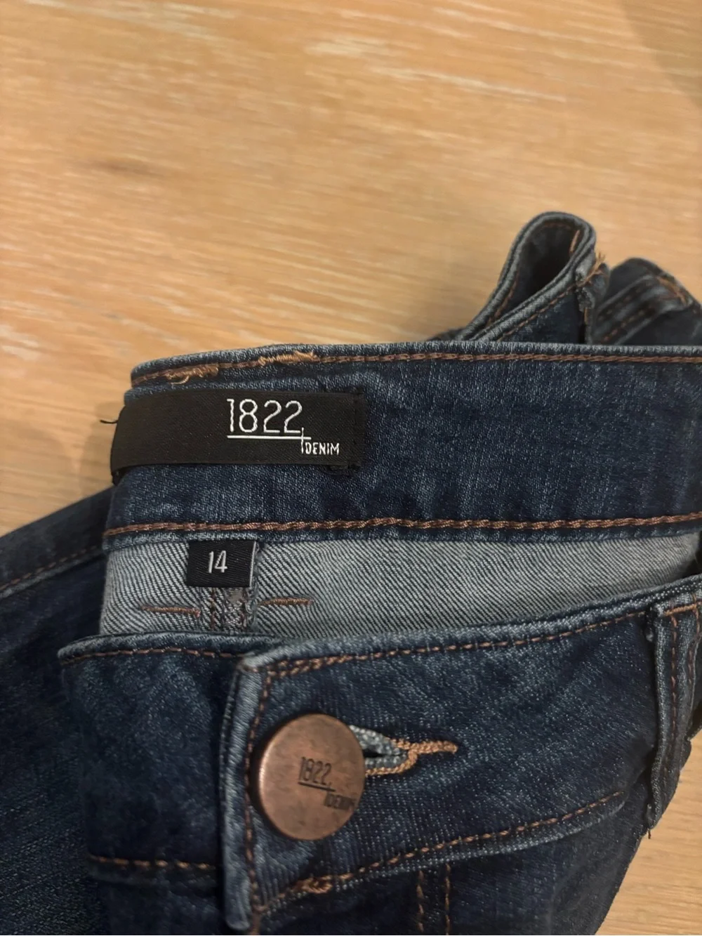 1822 Denim Dark Blue Women's Distressed Slim Jeans 14